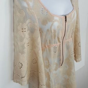 FREE PEOPLE Dress size Small Ivory blush Lace